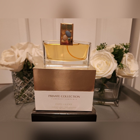 Tuberose Gardenia Private Collection by Estee Lauder Pure Parfum; 30ml / 1 fl.oz - Picture 16 of 16